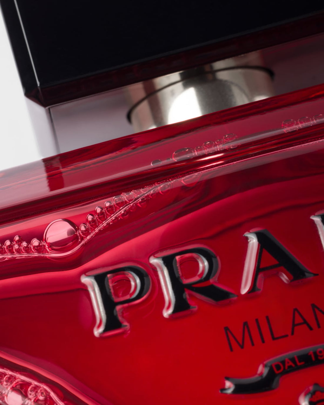 Prada Paradoxe Radical Essence
